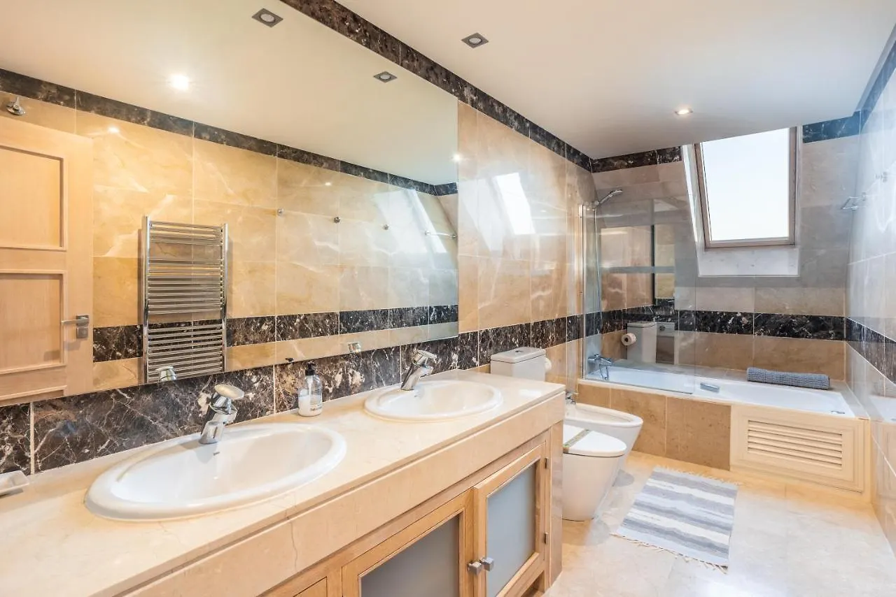 Appartamento Marina Castillo Penthouse Manilva 0*,  Spagna